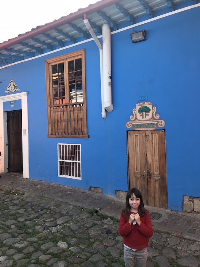 Paris-Bogota (1/2) Paris-Bogota (1/2)