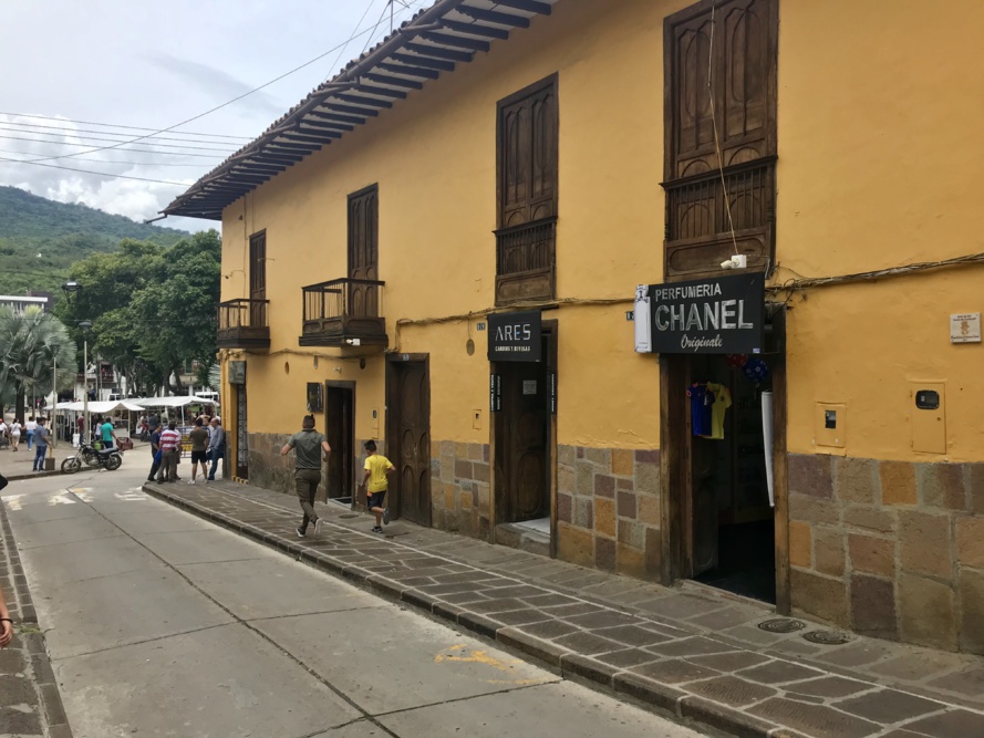 Paris-Bogota (2/2)