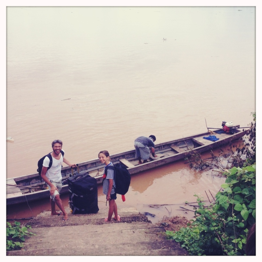 Le Mékong, camarade, c'est un fleuve comme une palette de peintre. Le Mékong, camarade, c'est un fleuve comme une palette de peintre.