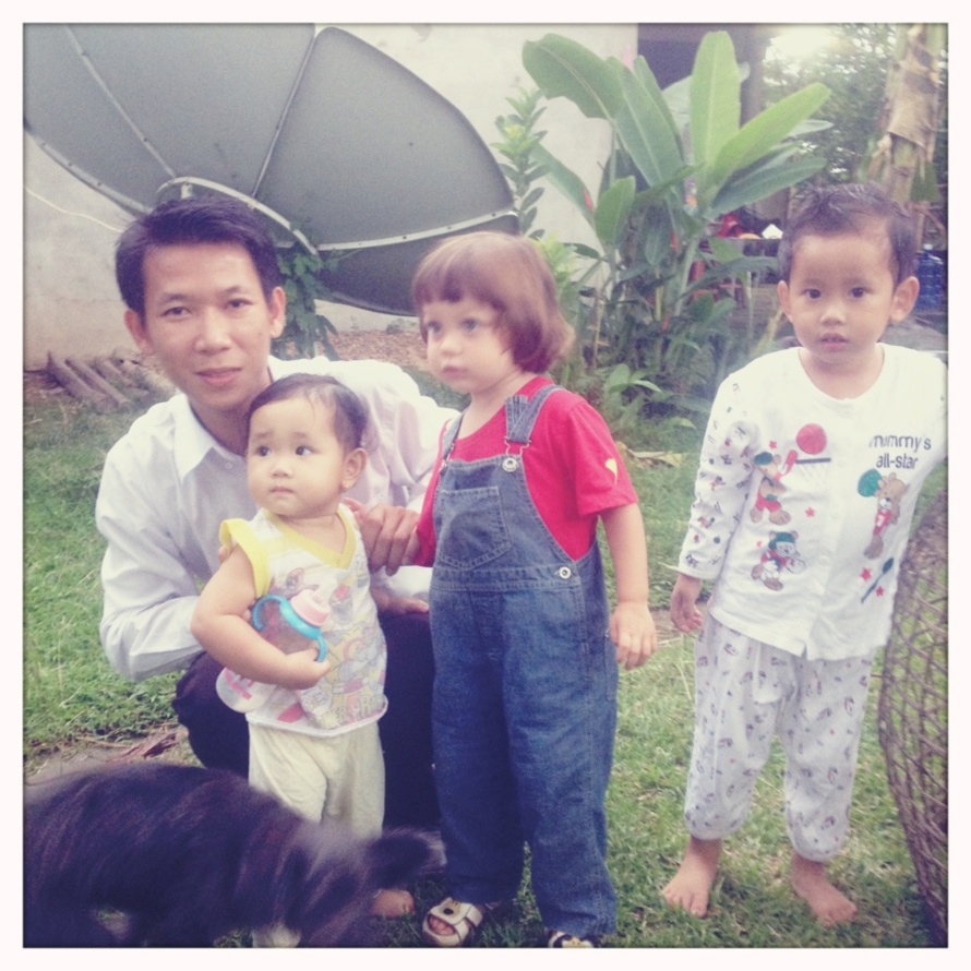 Le Mékong, camarade, c'est un fleuve comme une palette de peintre. Le Mékong, camarade, c'est un fleuve comme une palette de peintre.