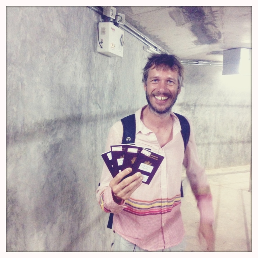 Le Mékong, camarade, c'est un fleuve comme une palette de peintre. Le Mékong, camarade, c'est un fleuve comme une palette de peintre.