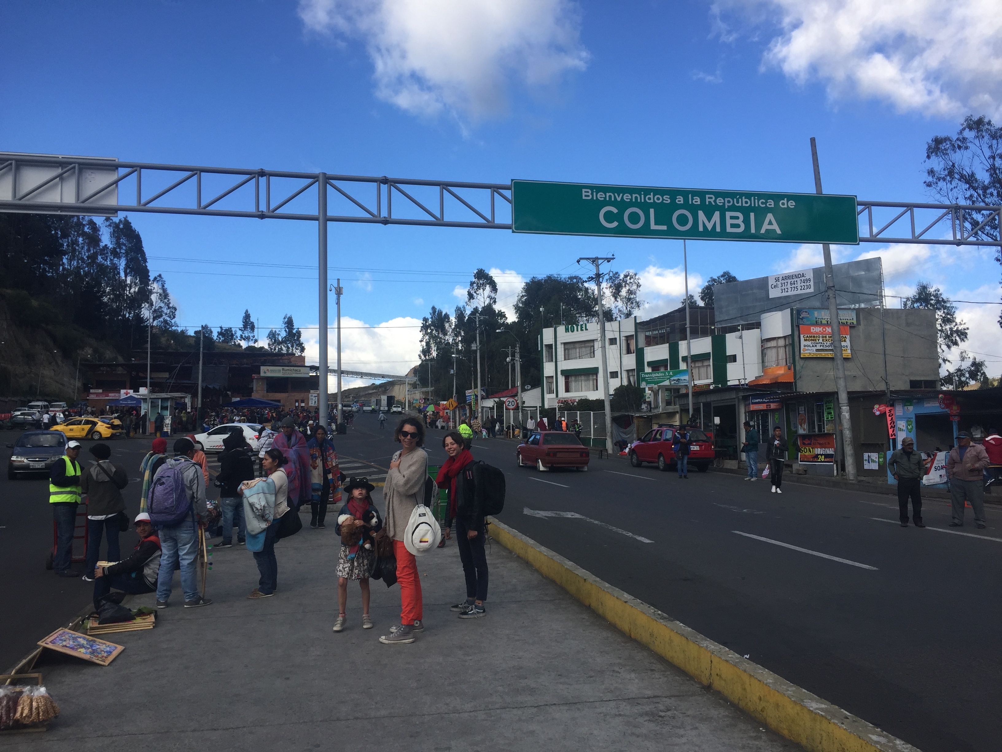 Clandestinos Clandestinos