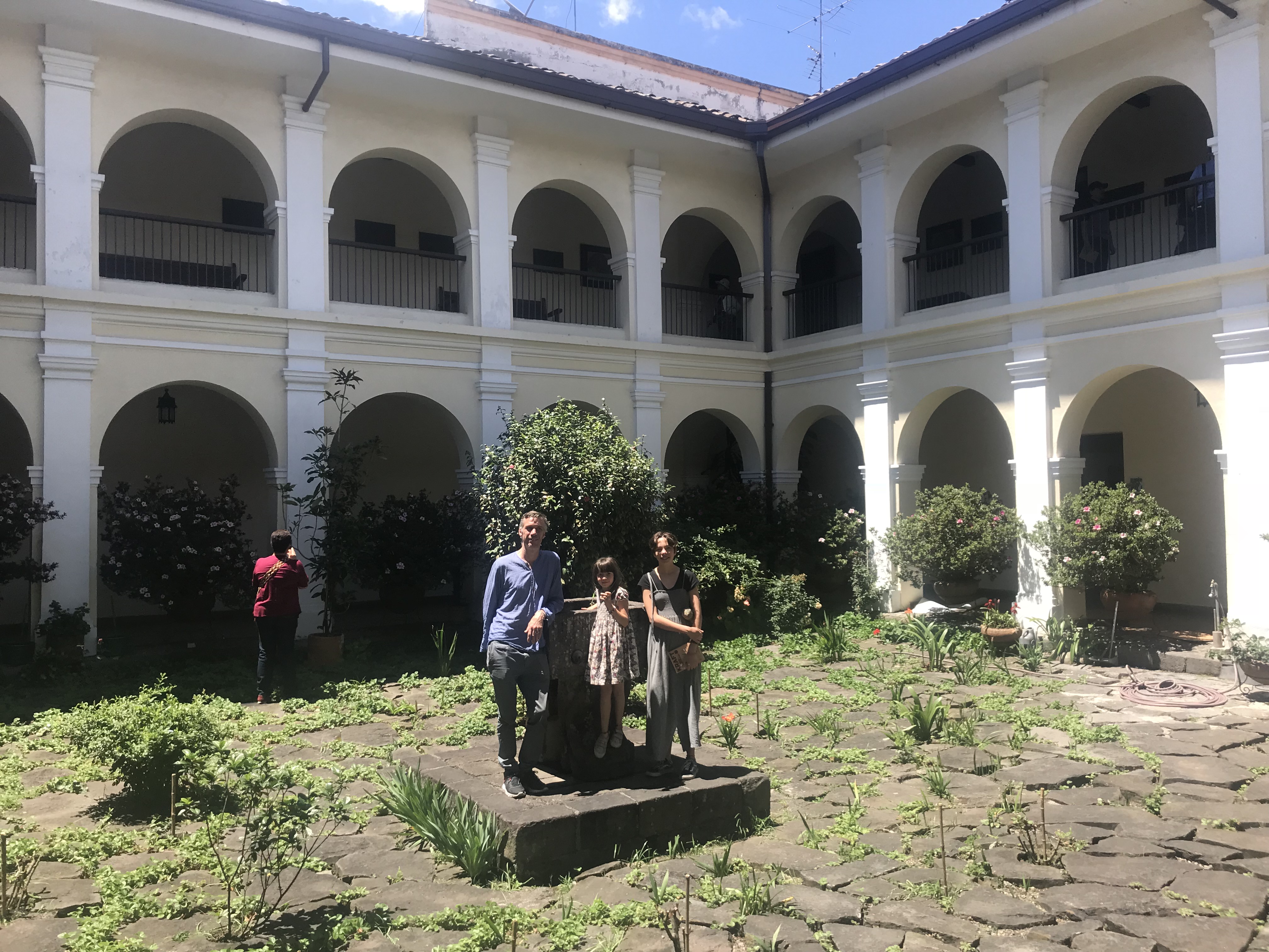 Vous prendrez bien un café? Vous prendrez bien un café?