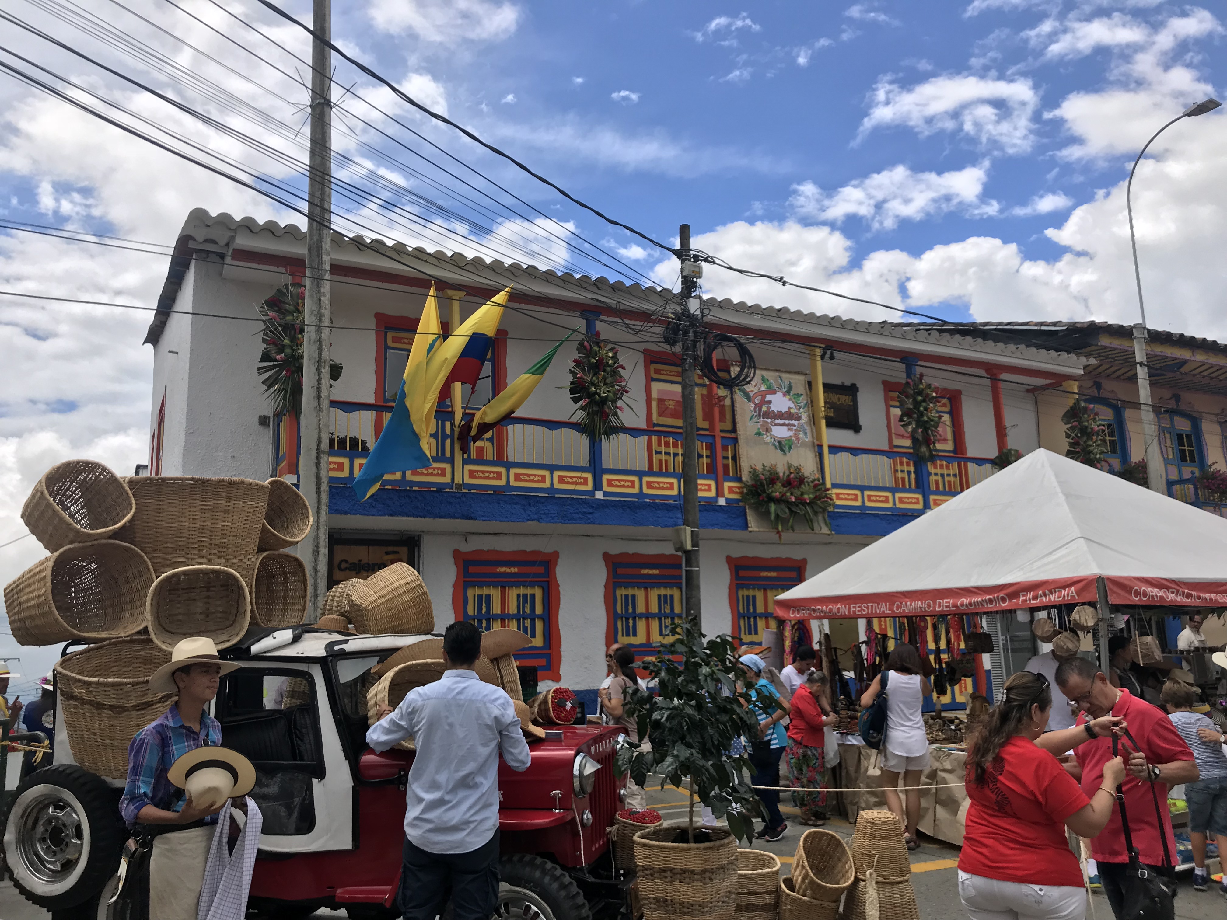 Vous prendrez bien un café? Vous prendrez bien un café?