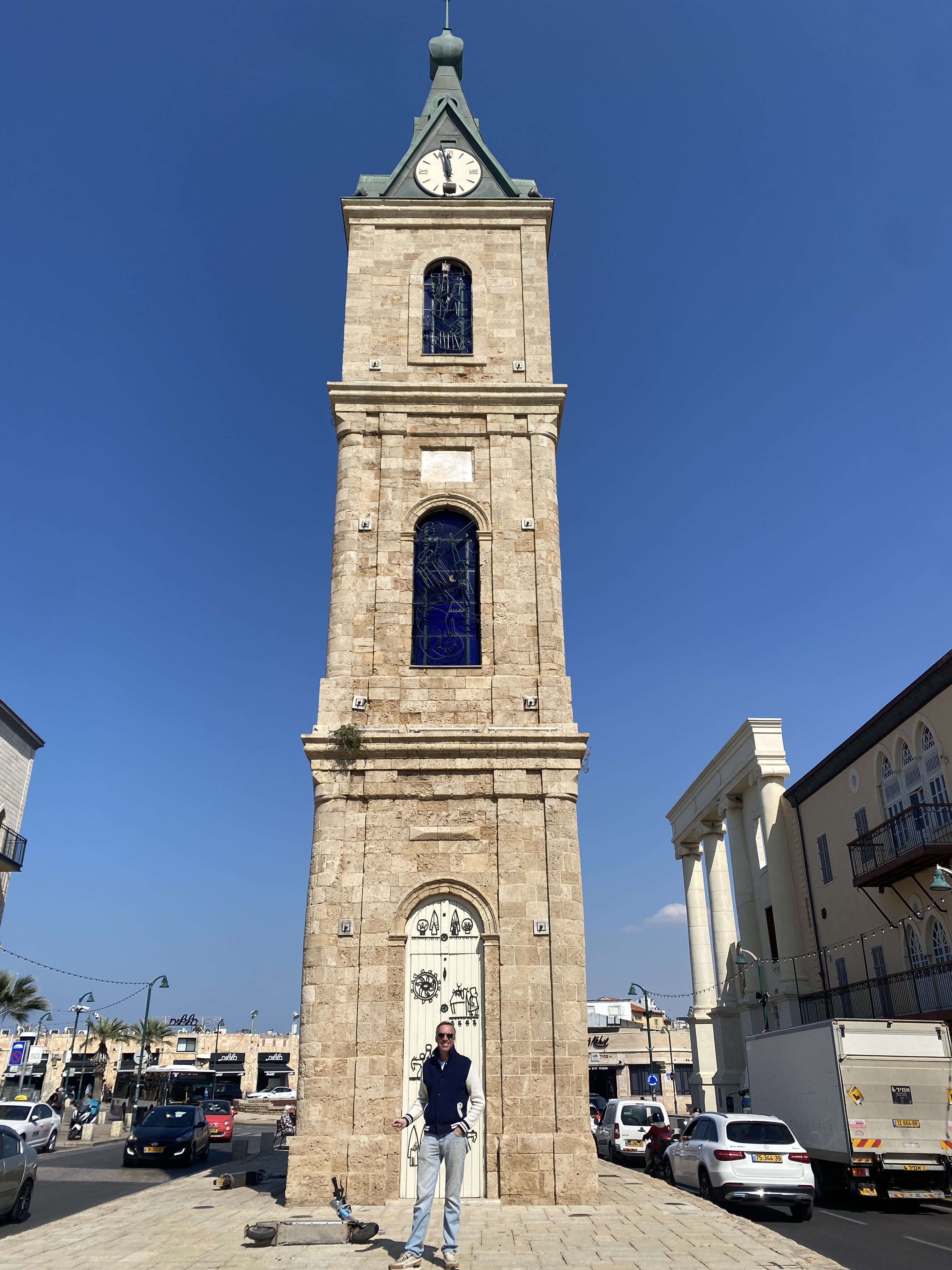 Dis moi ton prénom Dis moi ton prénom