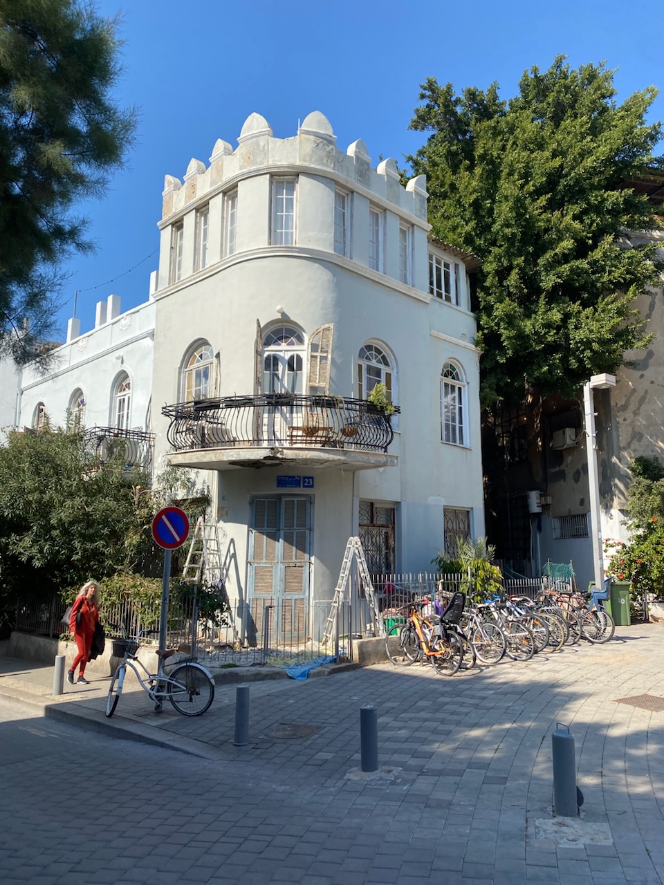 Dis moi ton prénom Dis moi ton prénom