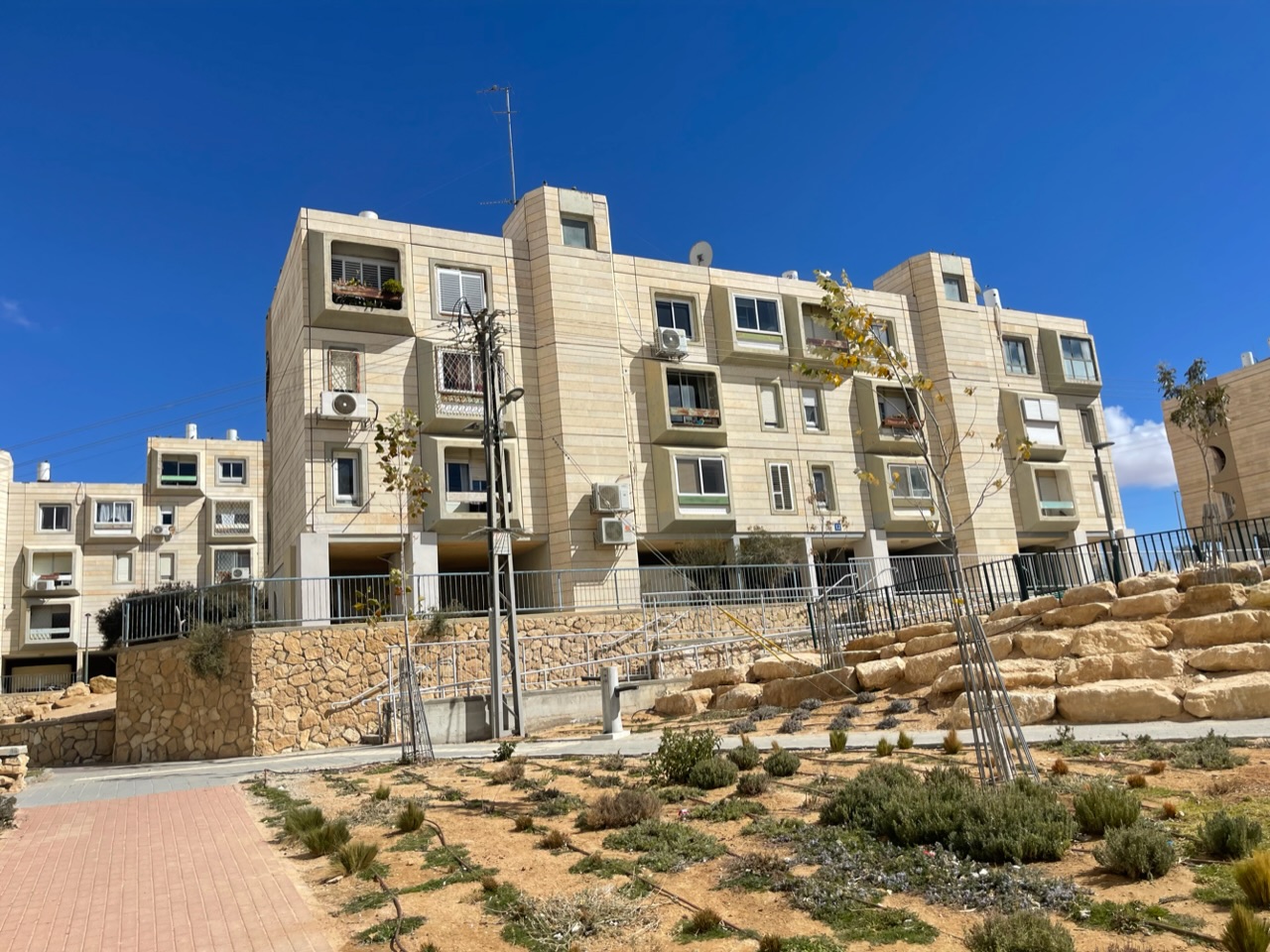 Dis moi ton prénom Dis moi ton prénom