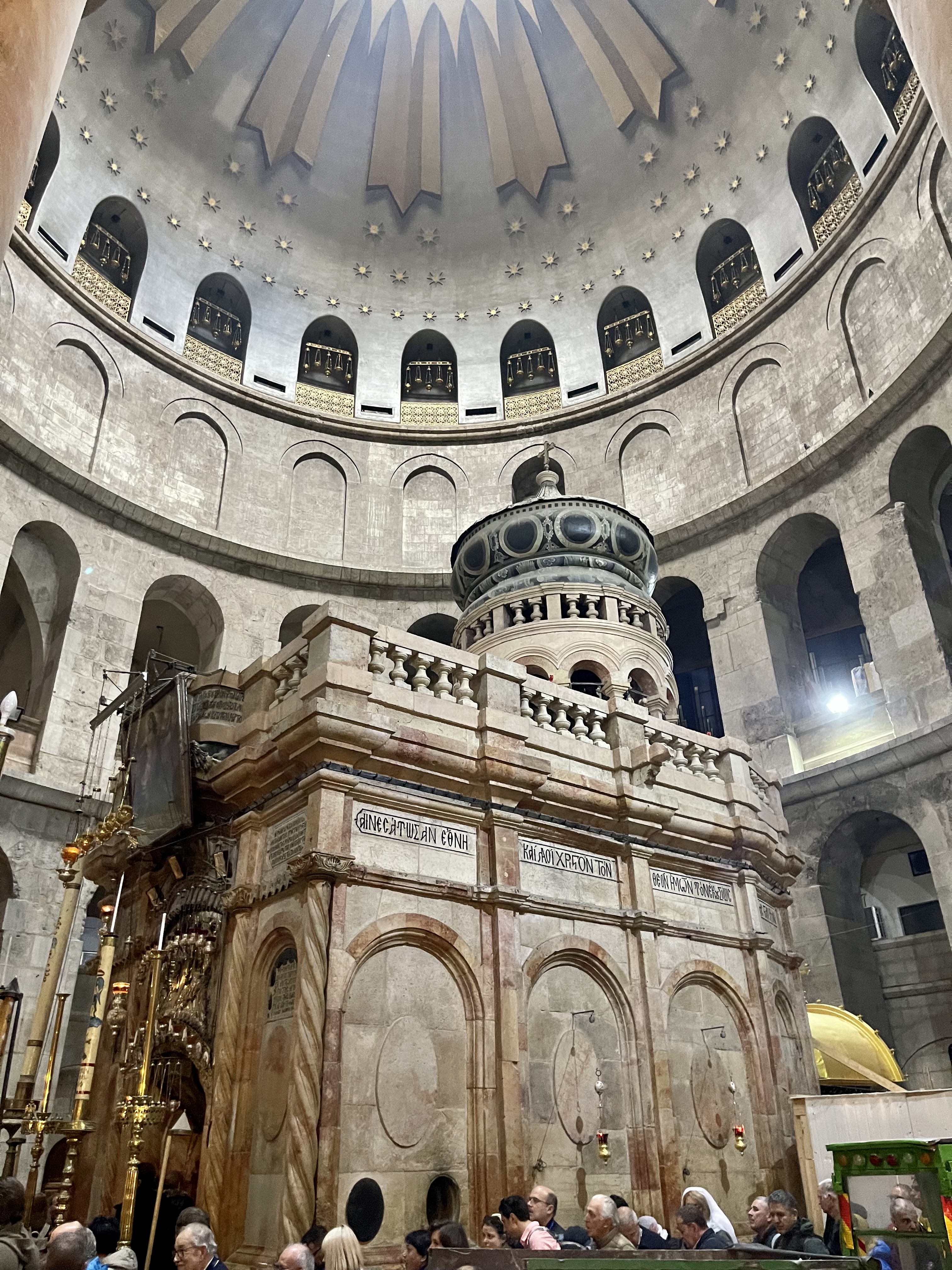 Les dieux sont tombés sur la tête ! Les dieux sont tombés sur la tête !