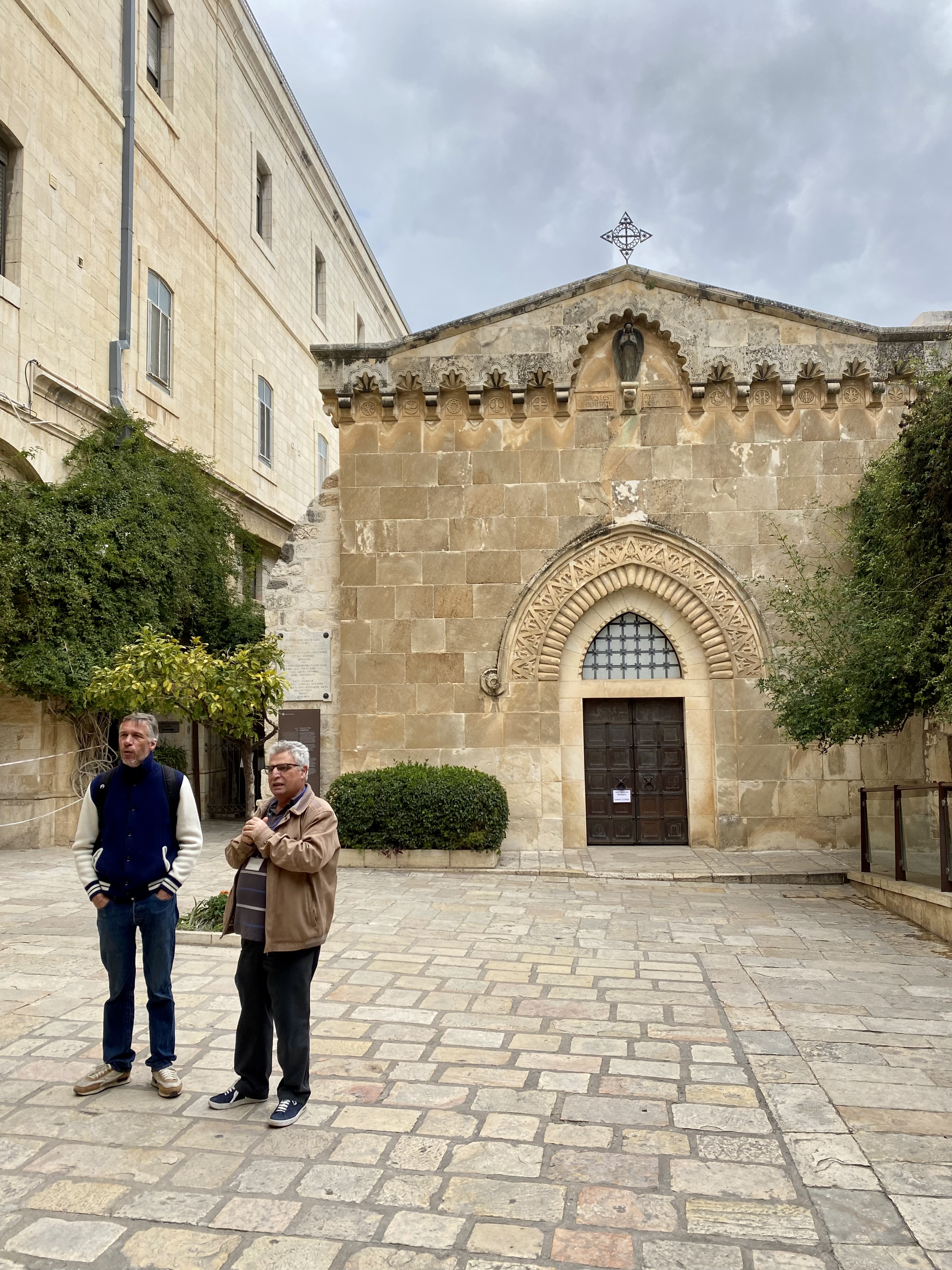 Les dieux sont tombés sur la tête ! Les dieux sont tombés sur la tête !
