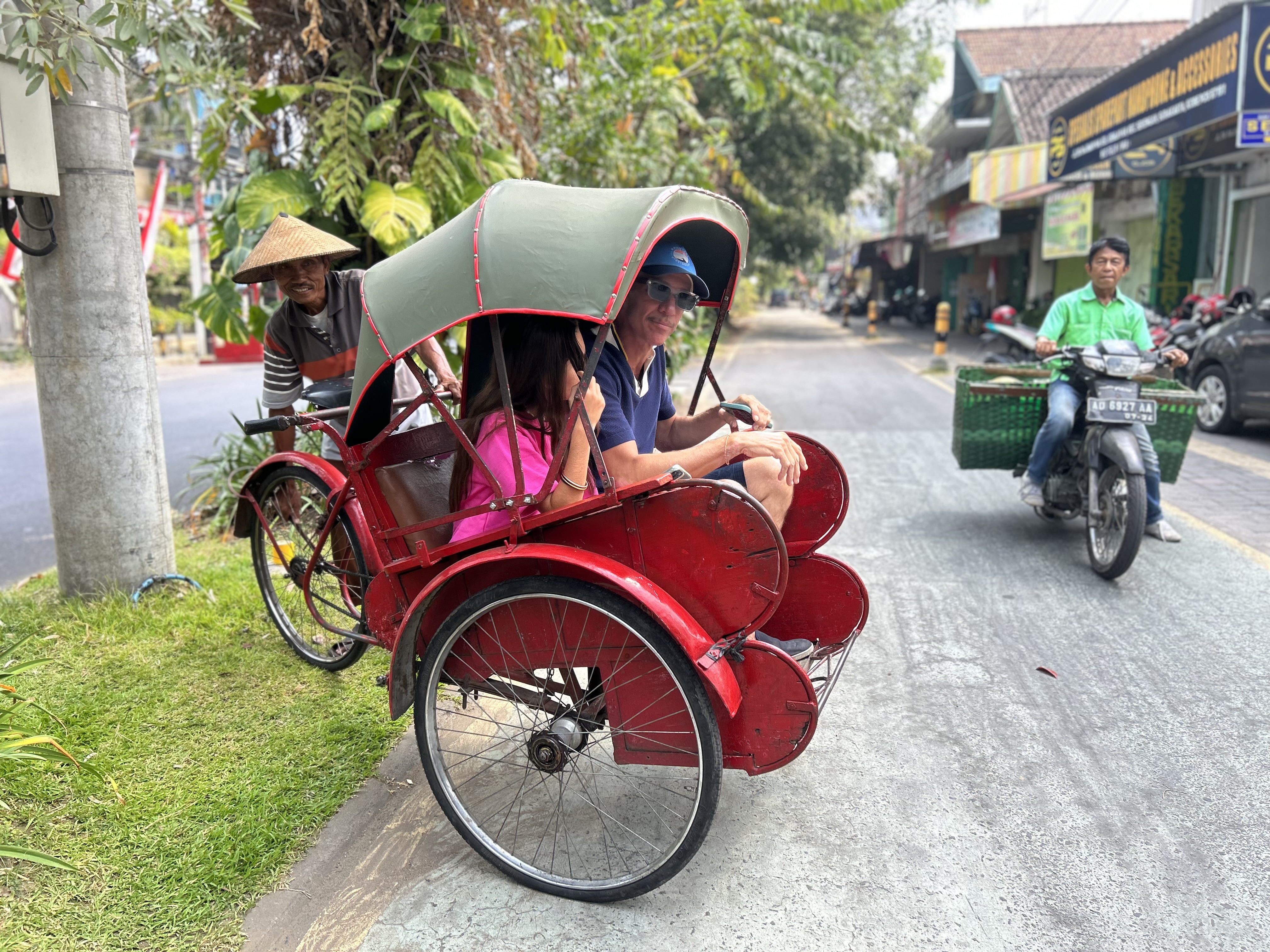 Le batik c’est fantastique ! Le batik c’est fantastique !
