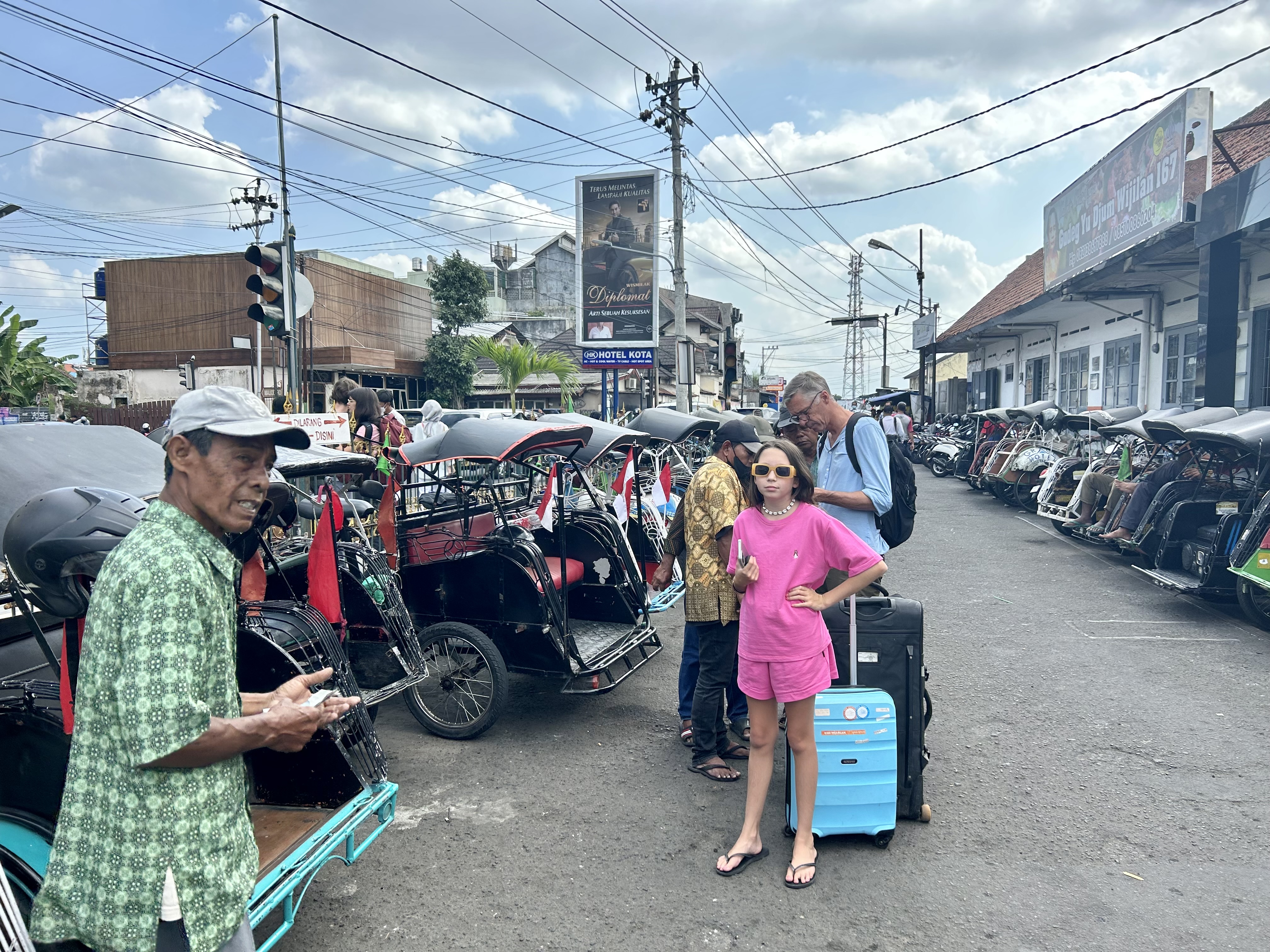 Le batik c’est fantastique ! Le batik c’est fantastique !