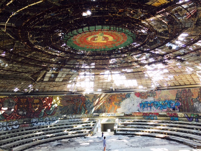 Buzludzha, la Mecque du communisme Buzludzha, la Mecque du communisme
